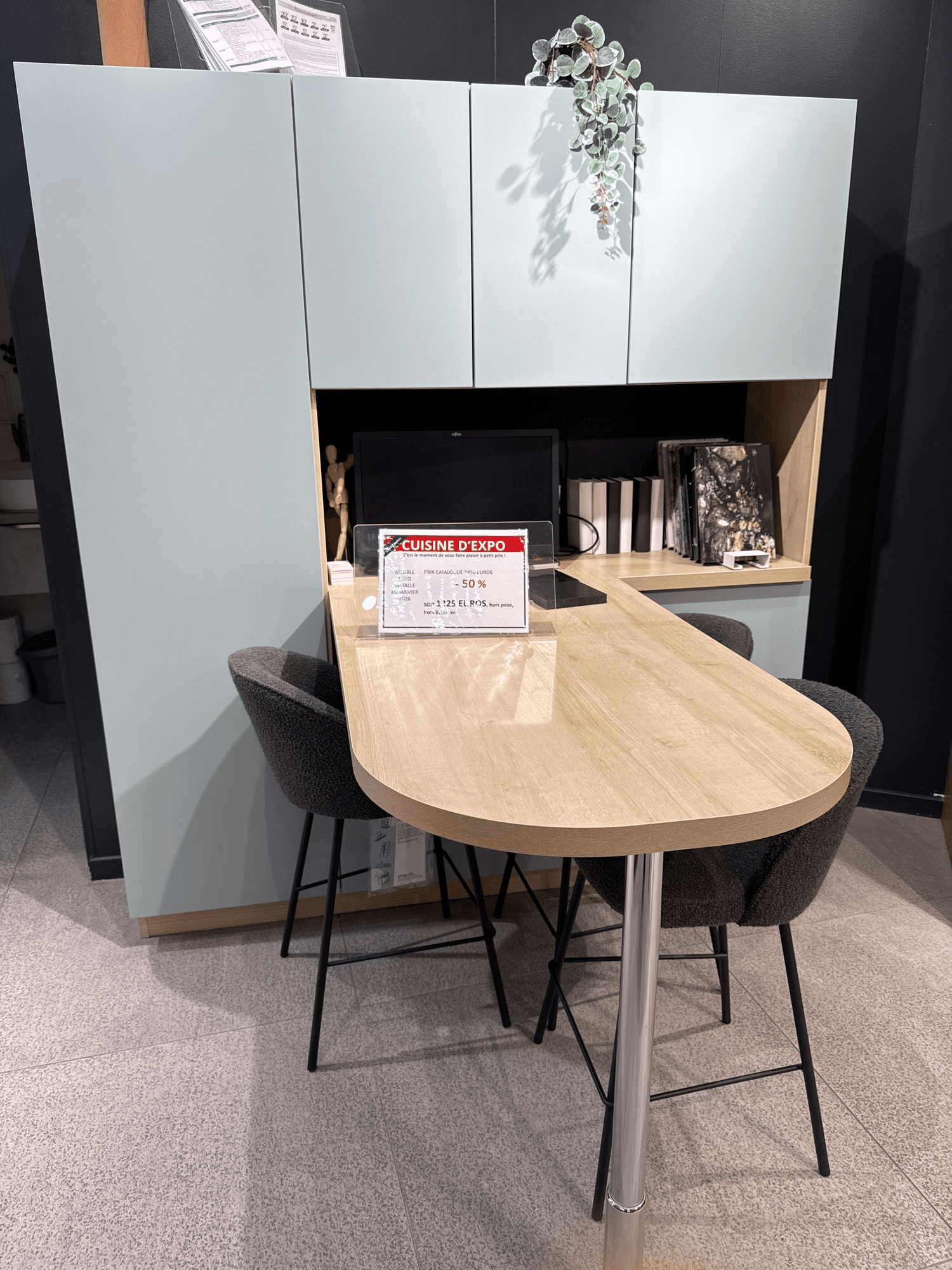 BIBLIOTHEQUE ET BUREAU BLEU ET BOIS